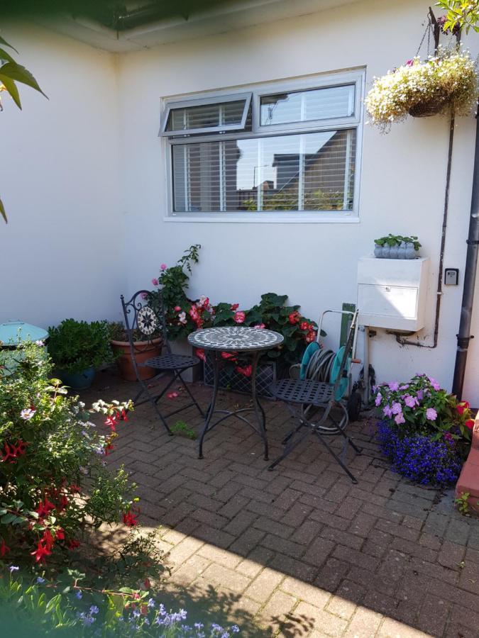 The Slopes Hotel Whitstable Exterior photo